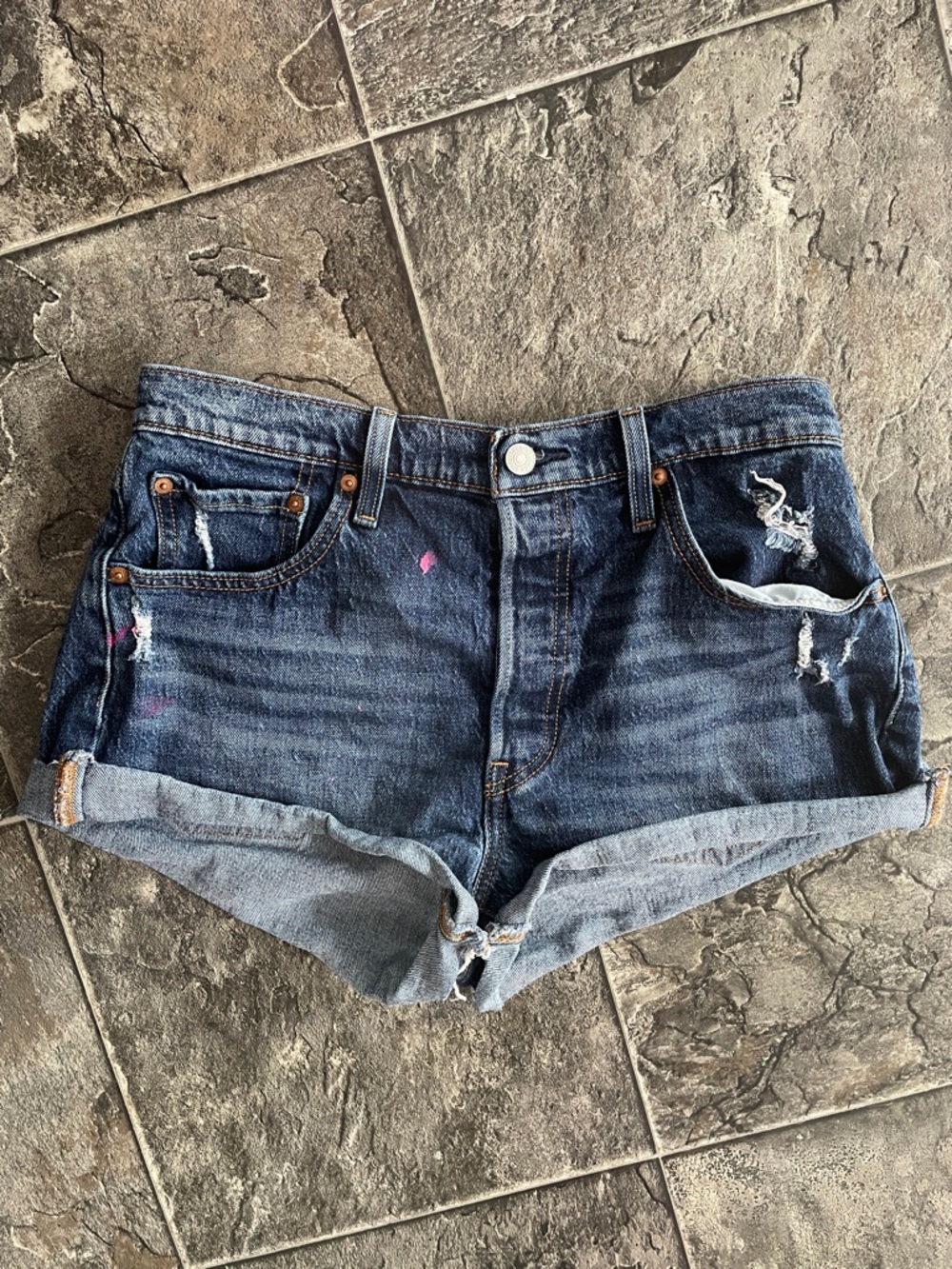LEVI’S 501 Distressed Denim Cutoff Button-Fly Retro Urban Summer Festival Shorts
